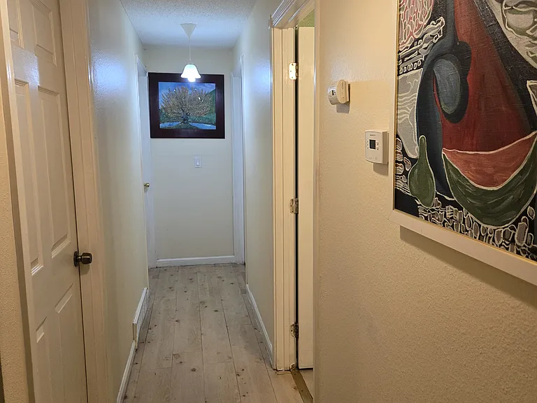 116th Pl NE — Photo 4