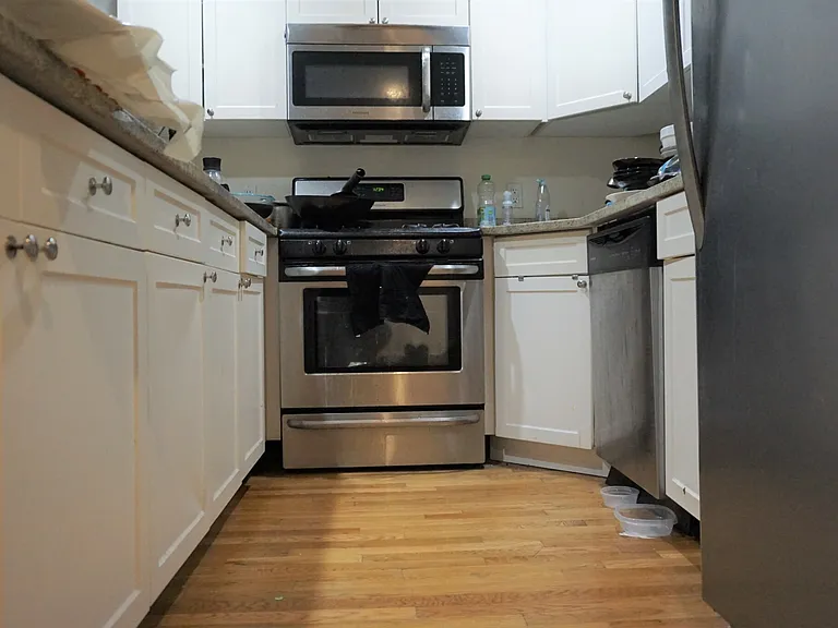 66 Egmont St #6 — Photo 2