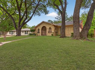 6010 Hunters View Ln, Dallas, TX 75232