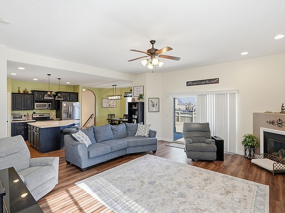 5th image of 8494 N Turnberry Rd