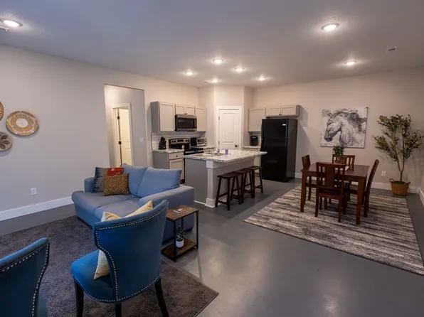 2934 W Murdock, 2934 W Murdock St #100, Wichita, KS 67203