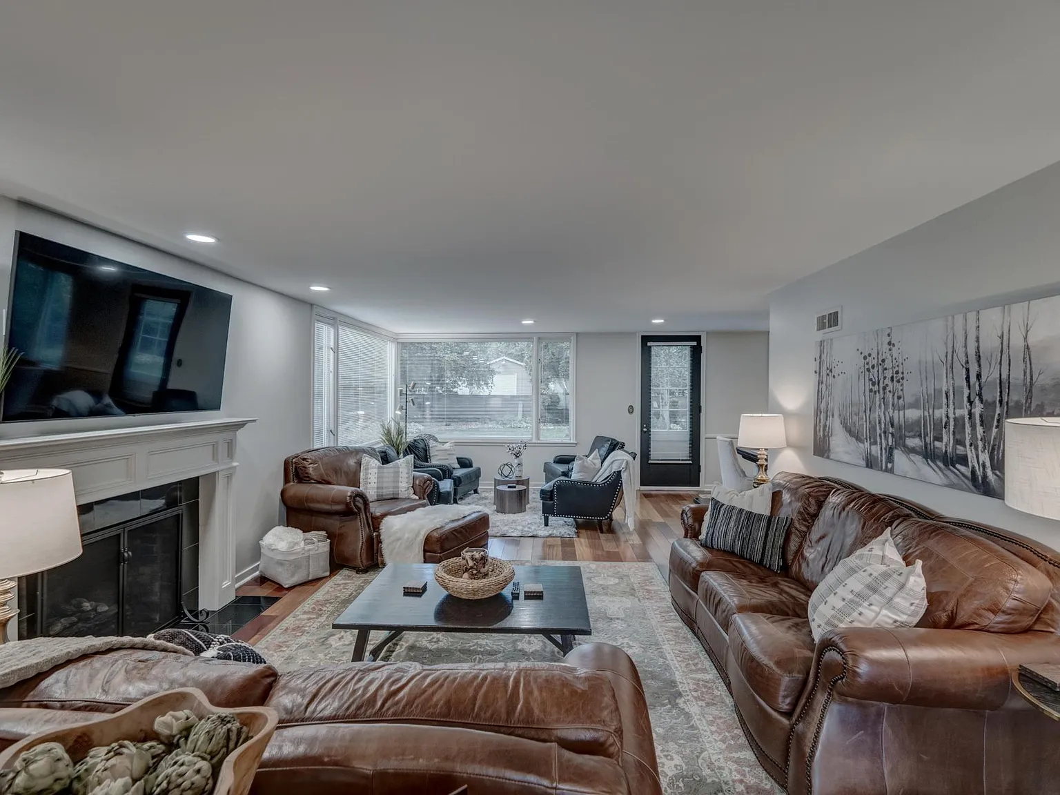 1711 W Boulevard — Photo 2