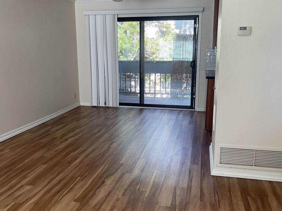 1st image of 108 Ross Ave APT 7