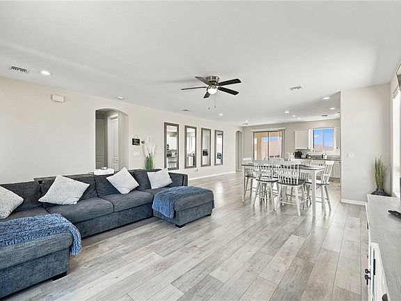 4th image of 849 Campbell Road