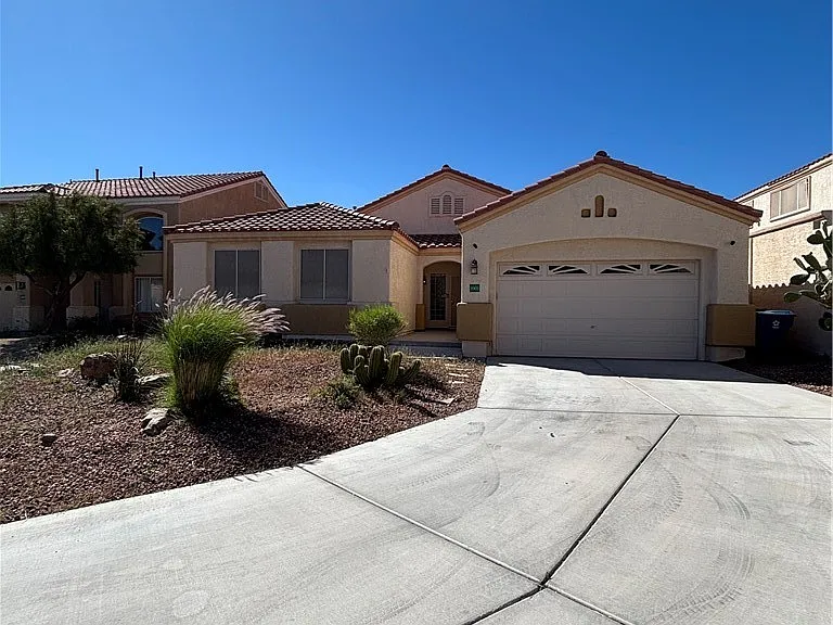 1601 Tranquil Meadows Ln — Photo 2