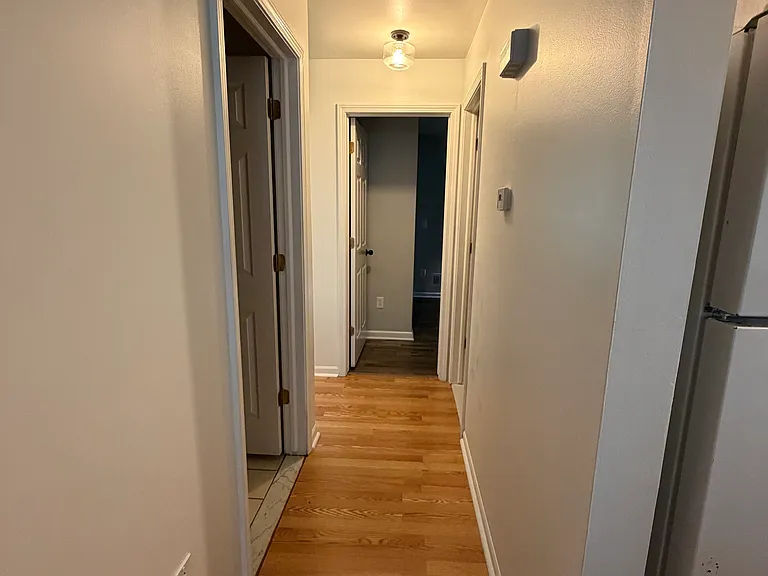 24160 Ashford Ln #25 — Photo 11