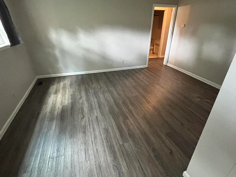 339 Idlewylde Dr #1 — Photo 4