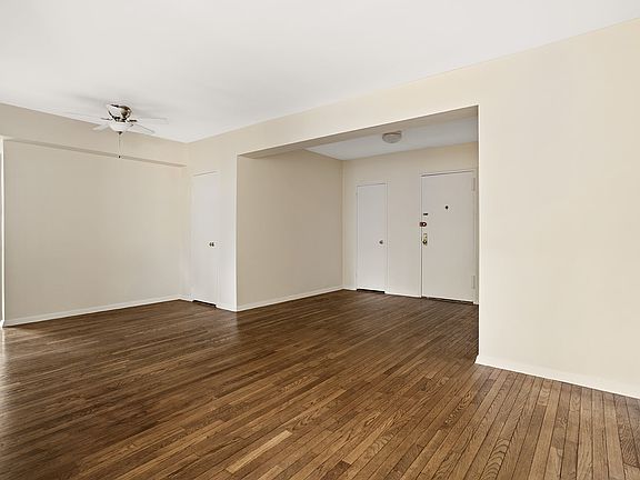 3rd image of 350 E 30th St APT 5W