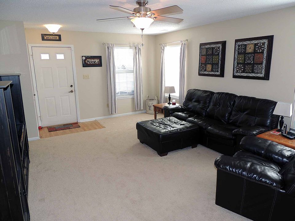 1st image of 334 Brixton Woods Dr W