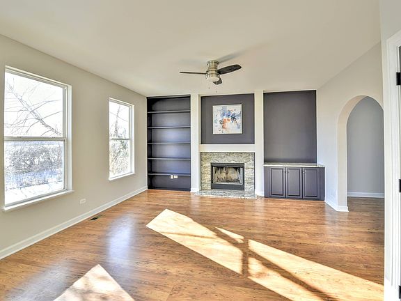 5th image of 510 Middlebury Dr