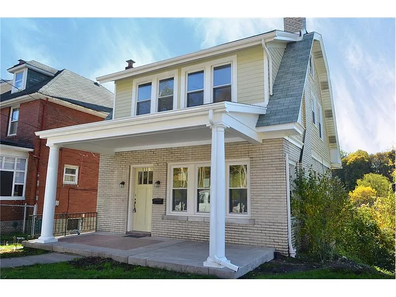 111 Bonvue St photo 1