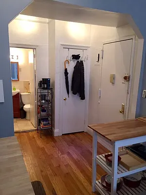 Rented by Pink Stone Realty LLC | media 10