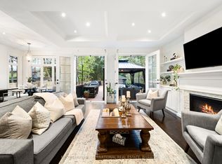 117 Parkview Hill Cres, Toronto, ON M4B 1R6