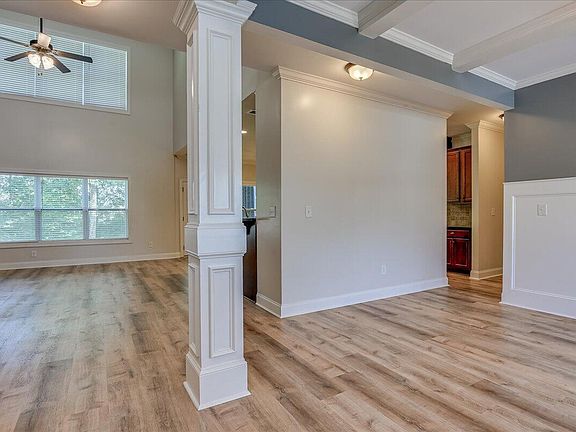 5th image of 1509 Old Spruce Ln