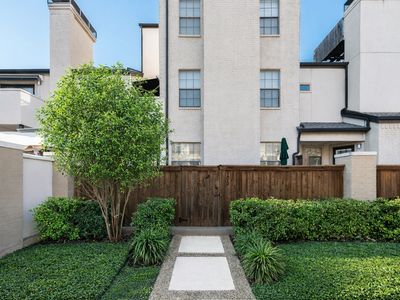 3901 Travis St APT 106, Dallas, TX, 75204