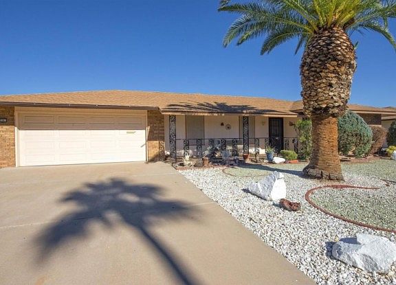 2nd image of 9514 W Glen Oaks Cir