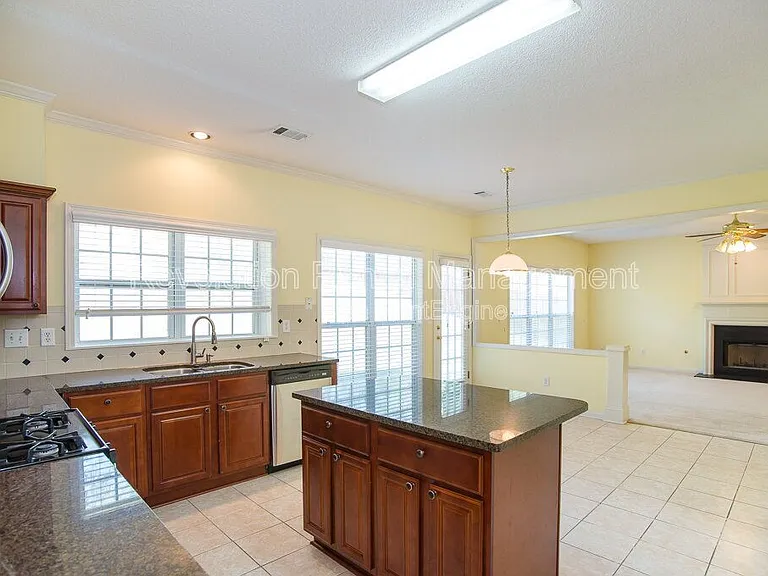 11655 Crossington Rd — Photo 8