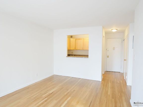 3rd image of 245 E 84th St APT 9F