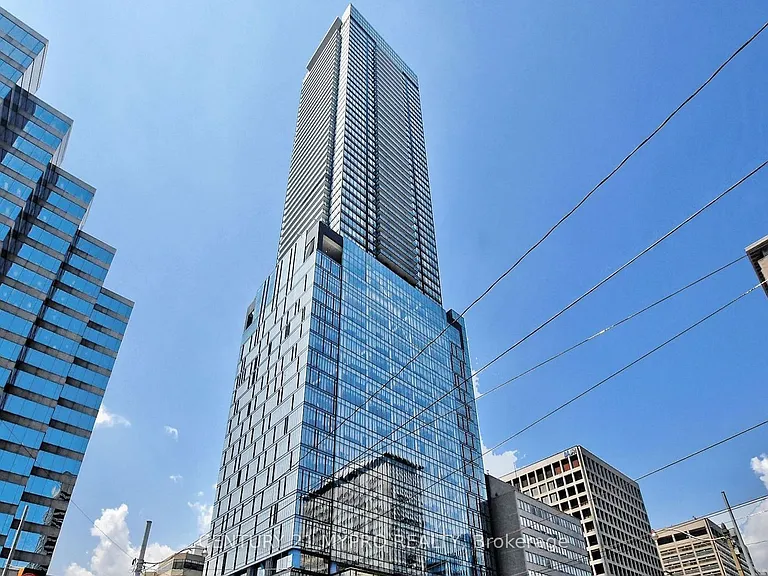 488 University Ave #2010 — Photo 30