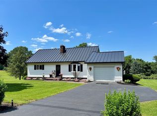 19098 Adamsville Rd, Cochranton, PA 16314