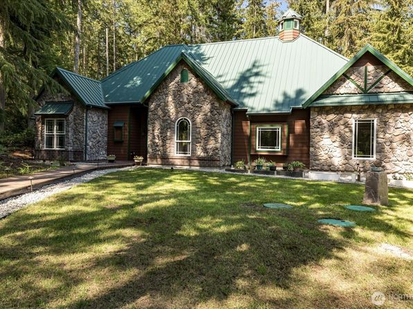 1059 Evergreen Lane, Freeland, WA 98249