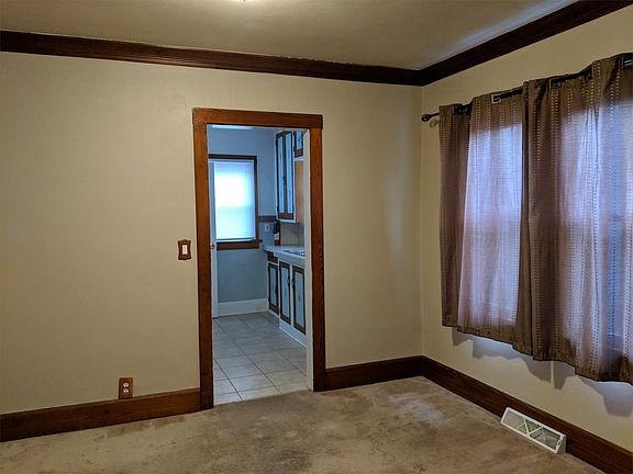 5th image of 2024 20th St