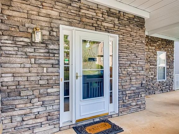 4th image of 5717 Newnan Cir