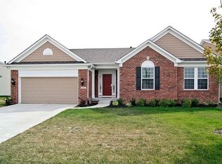 8885 Heatherstone Pl, Zionsville, IN 46077