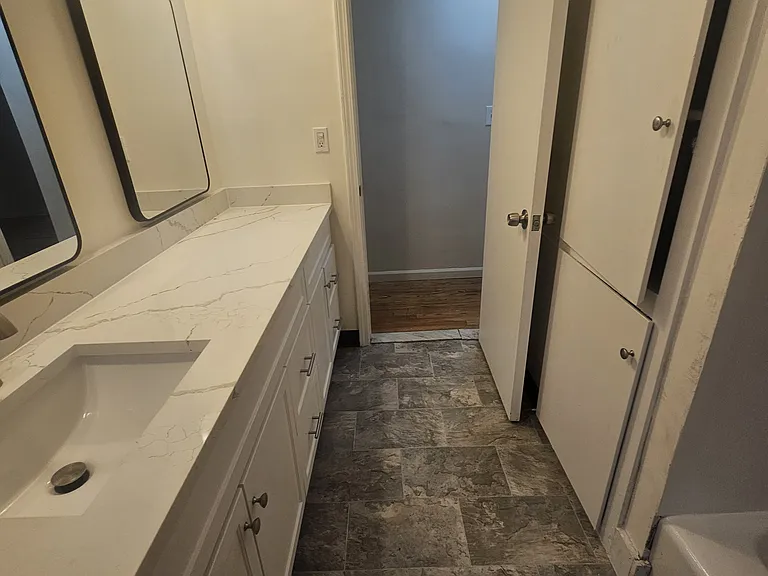 15255 Garfield Ave #19 — Photo 11