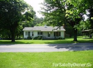 237 Belvue Dr, Mount Airy, NC 27030