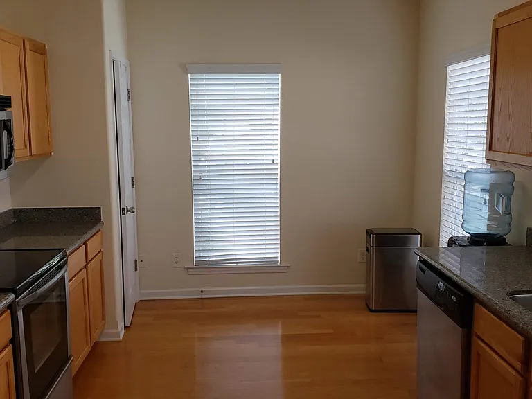 5971 Hollow Wood Ct — Photo 8