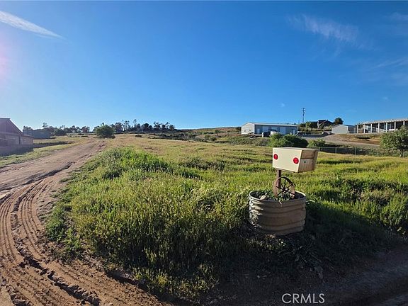 3rd image of 25325 Waldon Rd