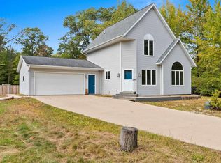 N7041 Menominee Dr, Shawano, WI 54166