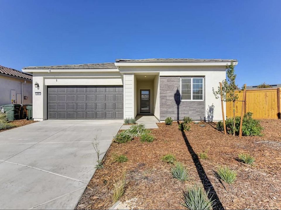 1st image of 241 Helios Ct
