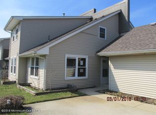 19 Sutton Dr, Brick, NJ 08724