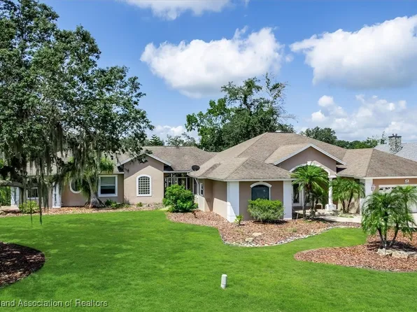 5044 Strafford Oaks Dr, Sebring, FL 33875