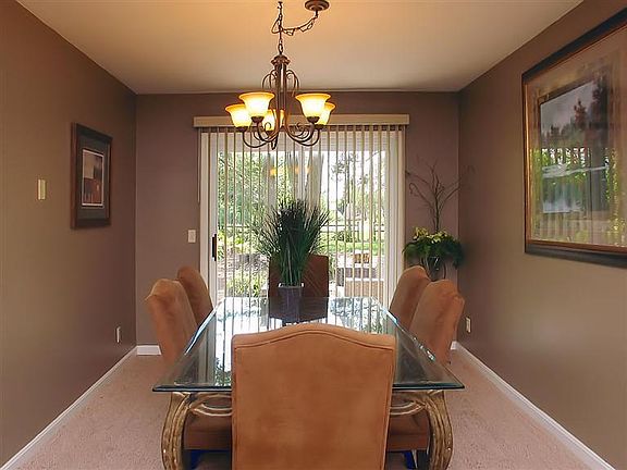 5th image of 1071 Muirfield Dr