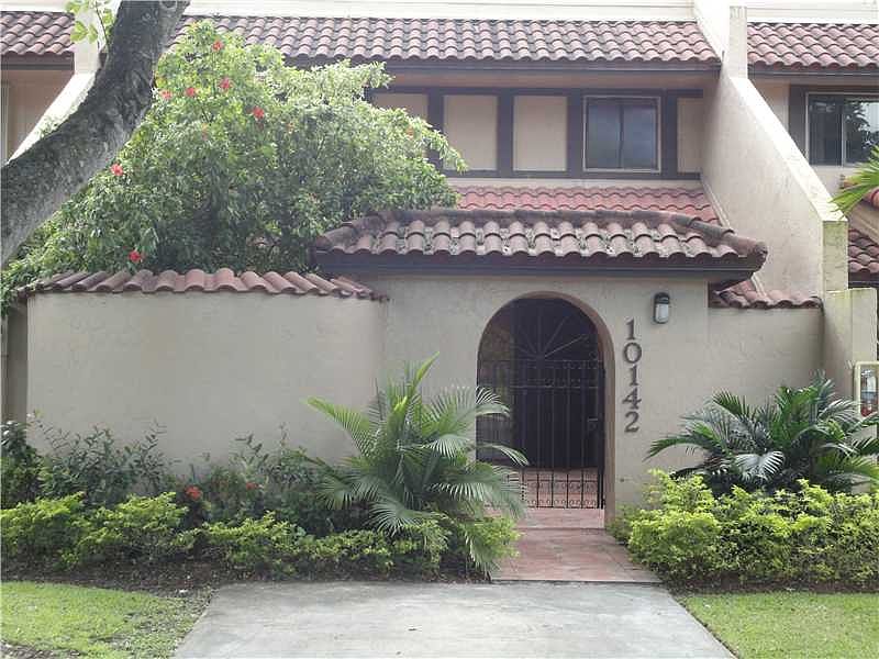 1st image of 10142 Costa Del Sol Blvd