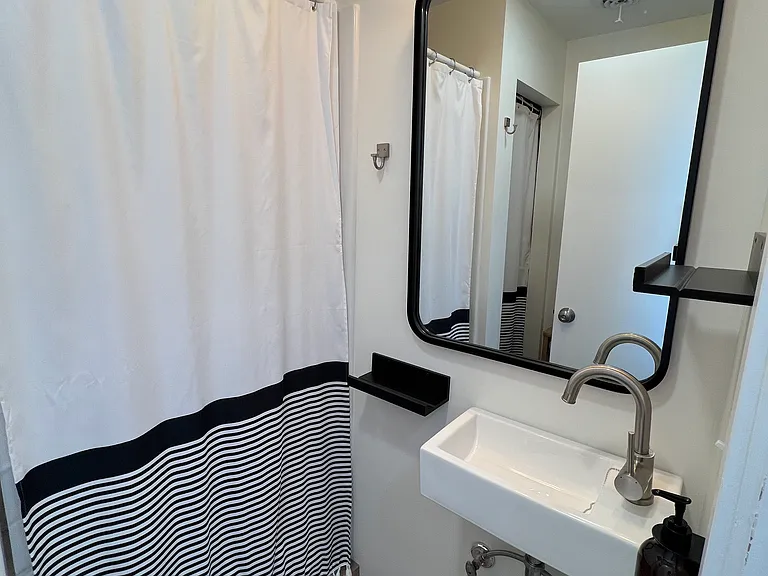 Separate shower room