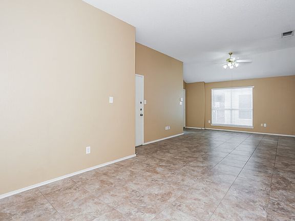 5th image of 10605 Towerwood Dr