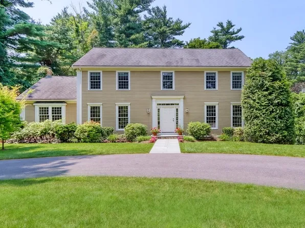 549 Canton St, Westwood, MA 02090