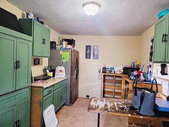 4th image of 4520 Salinas Ave