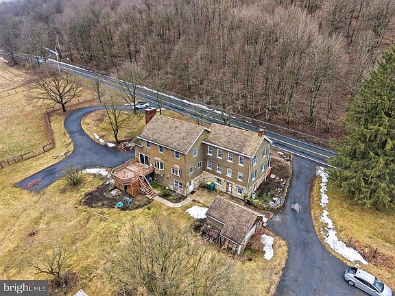 4th image of 8849 Kistler Valley Rd