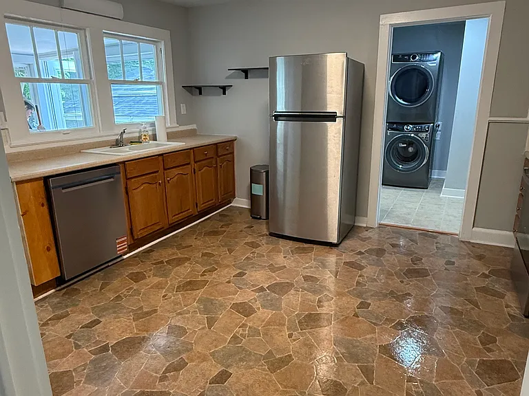 1087 Whitaker Rd — Photo 10