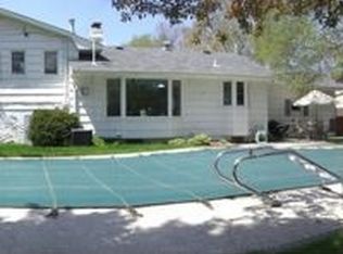 7105 Heatherton Trl, Edina, MN 55435