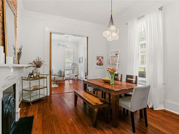 5th image of 1117 Marengo St