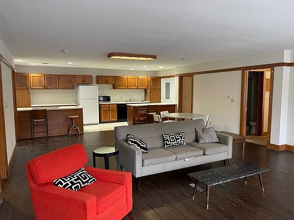 2nd image of 206 W William St APT B