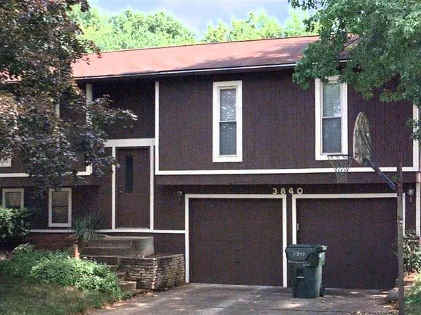 3840 Wintergreen Blvd, Gahanna, OH 43230