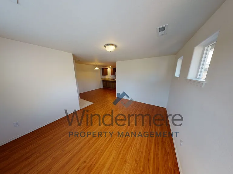 219 Marjorie Pl — Photo 3