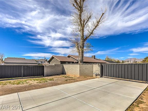 2nd image of 6635 N Tenaya Way